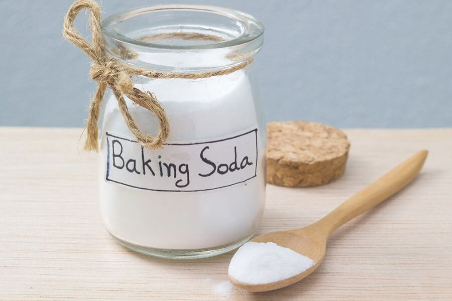 Membersihkan Lantai Keramik